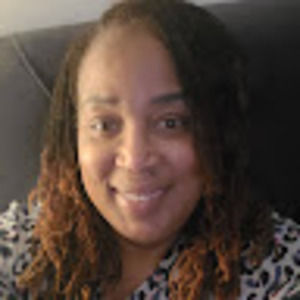 Meet your Posher, Elicia